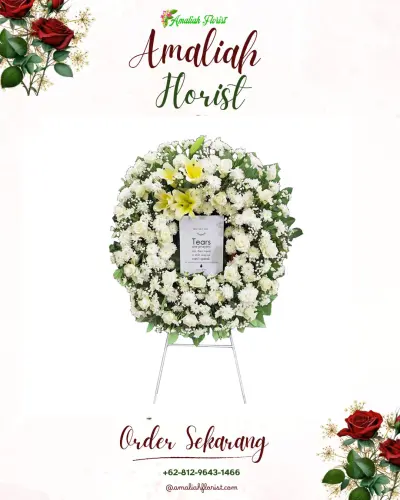 Krans Bunga Duka Cita di Kebun Kenanga